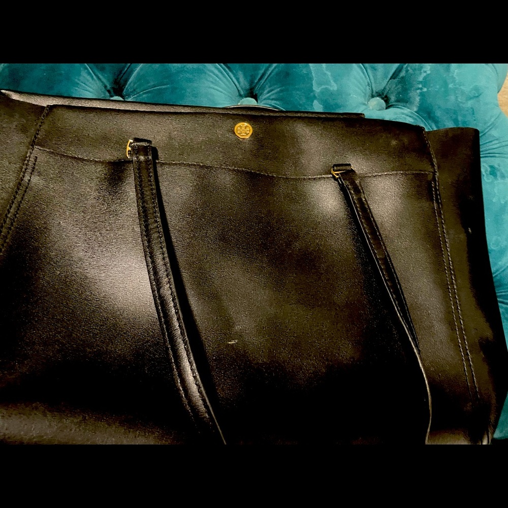 Black large tote bag